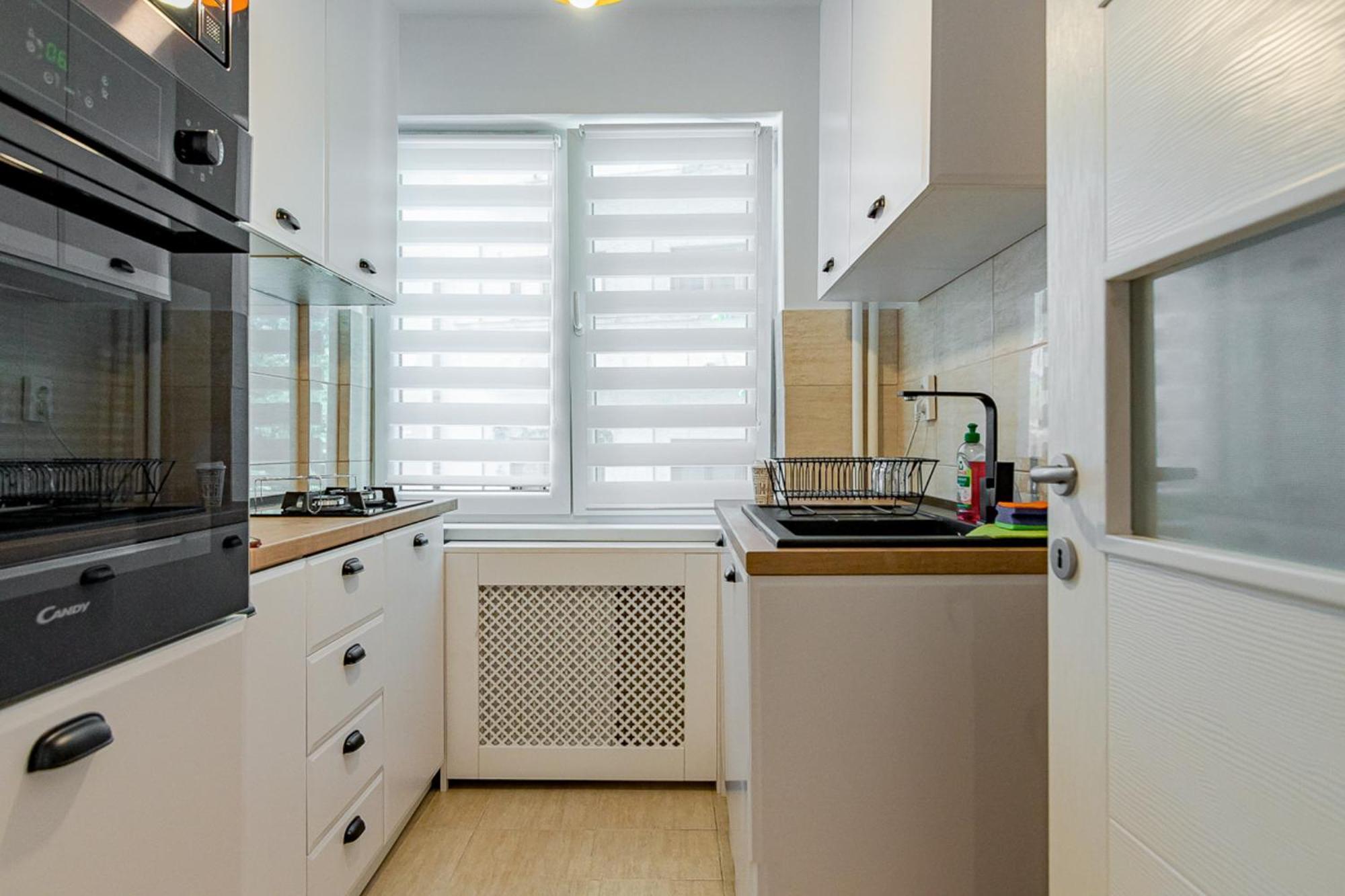 City Center-Cozy One Bedroom Apartment Bukarest Eksteriør billede