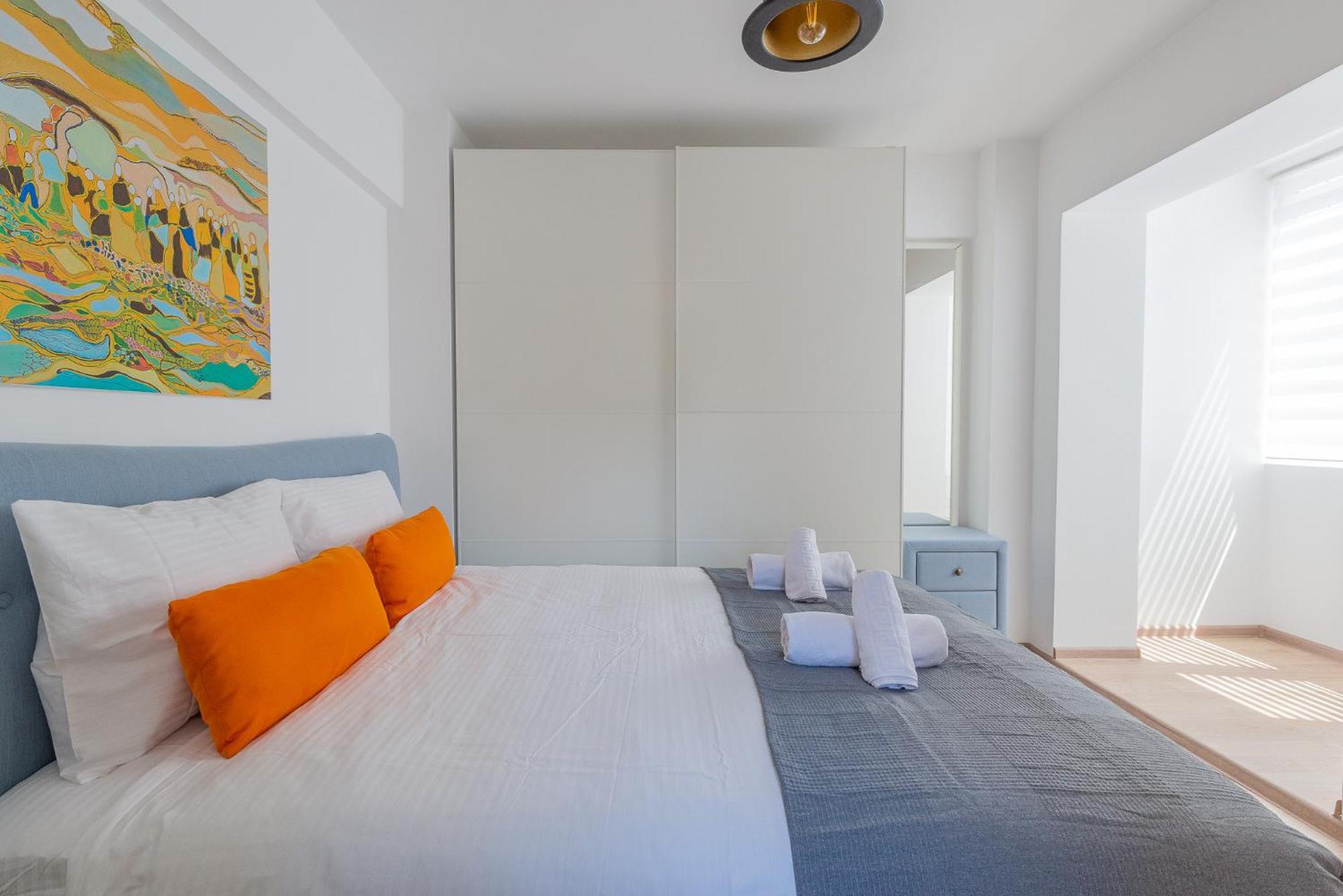 City Center-Cozy One Bedroom Apartment Bukarest Eksteriør billede